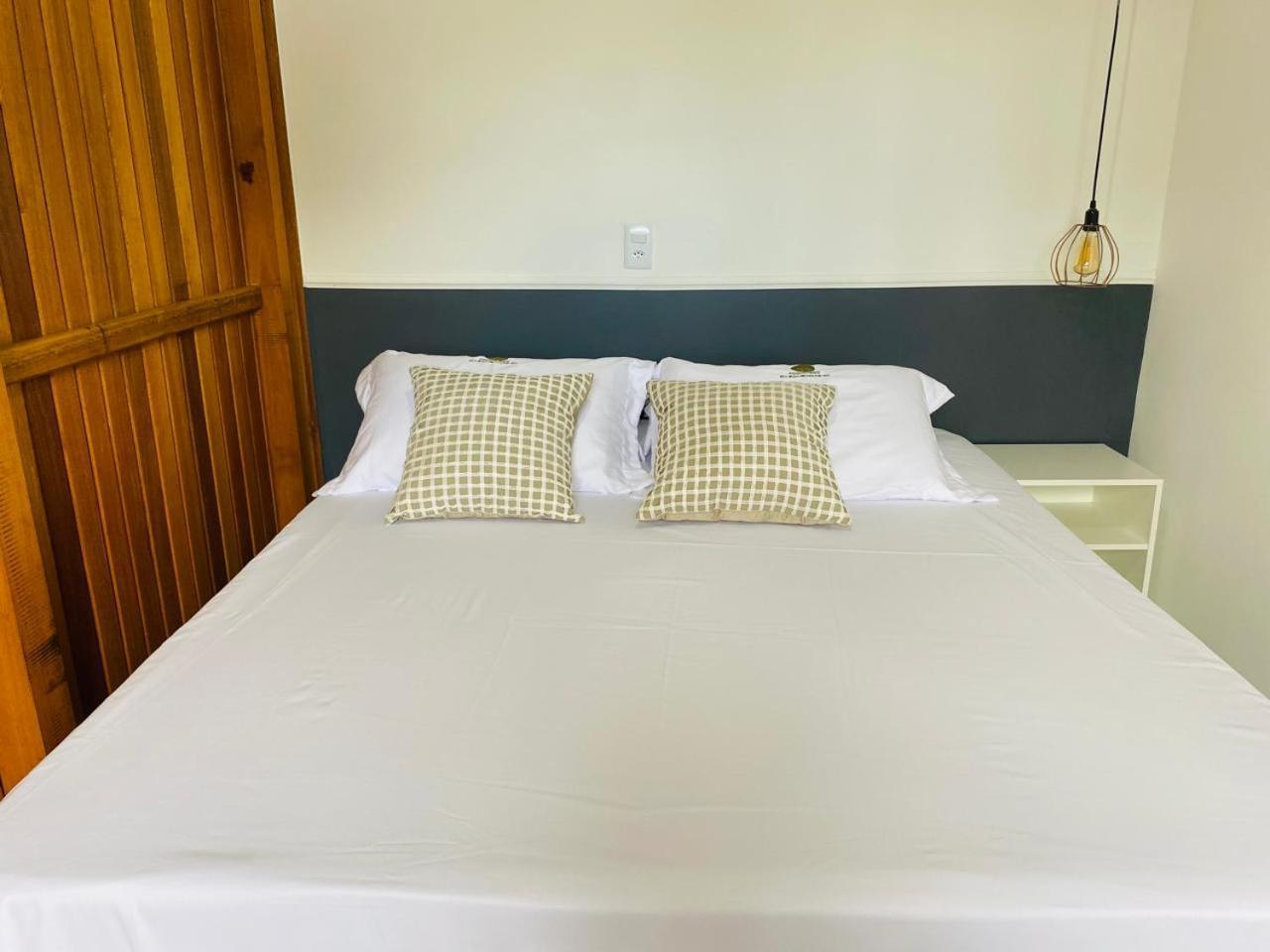 Residencial Com Piscina Possui Jacuzzi Aquecida Com Hidromassagem Villa Bombinhas Exterior photo